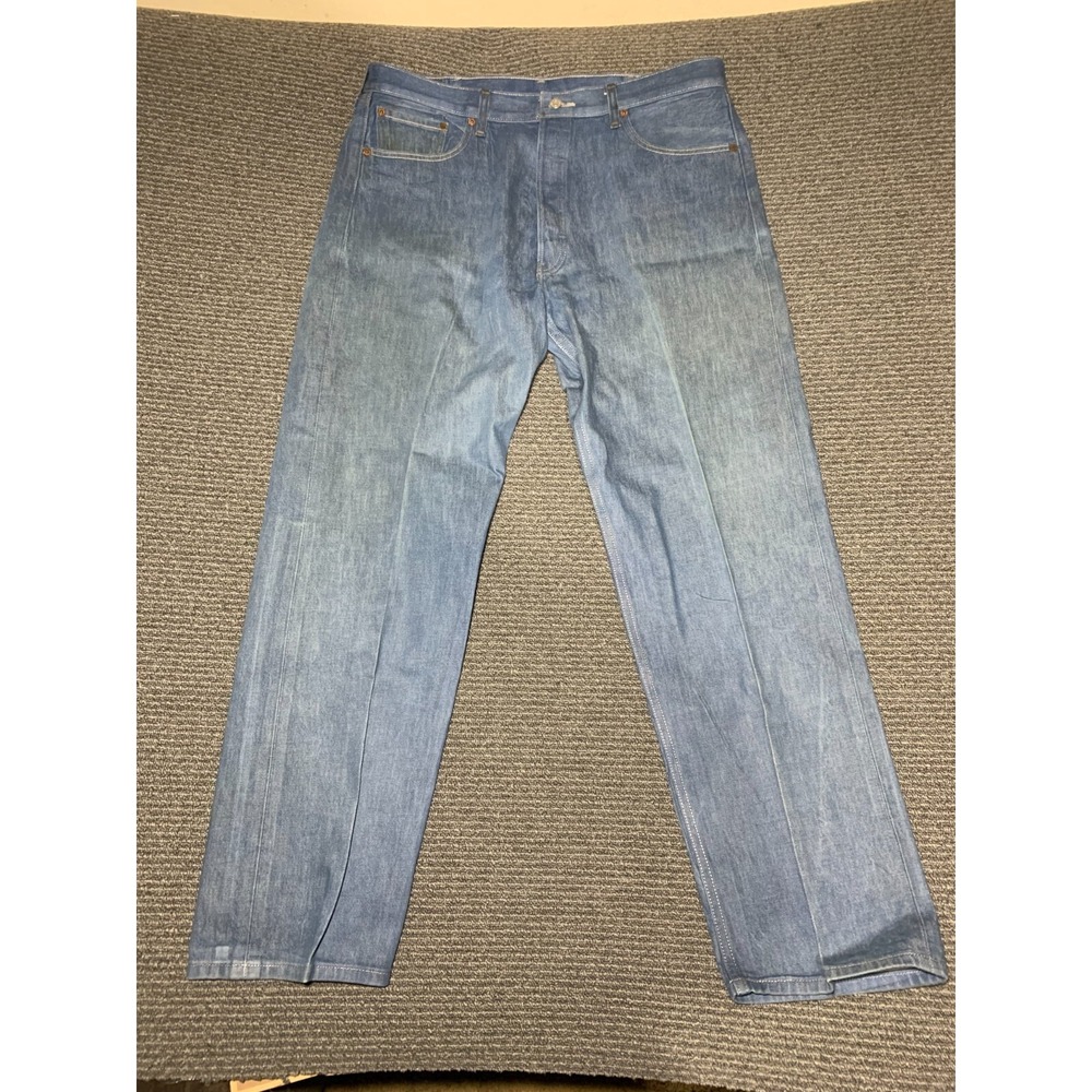 Levi Strauss 501 Men's Light Wash Button Fly Jeans W40x34
